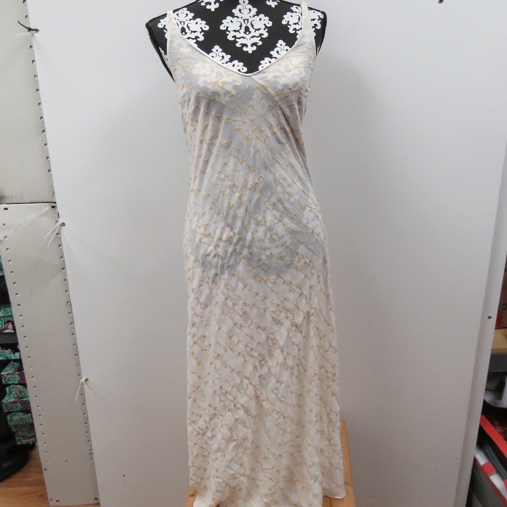 Victoria's Secret Embroidered Sheer Gown Sz Small